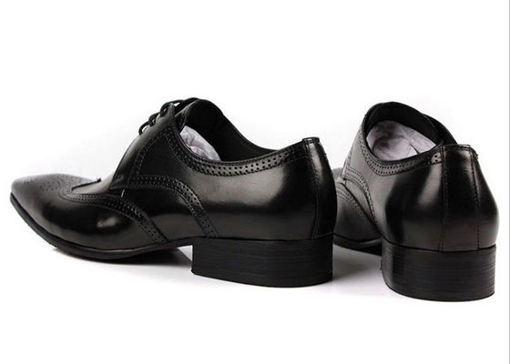 OEM Custom Classic Men Brogue Shoes Черная / коричневая Кофейная резьба Цветочная Оксфордская обувь